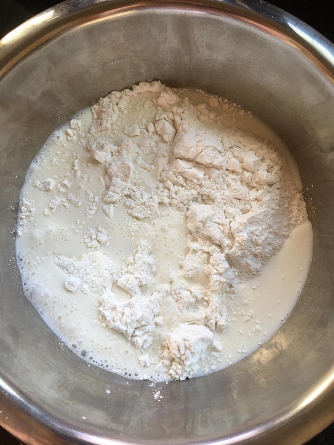 纯奶手撕吐司的做法 步骤1