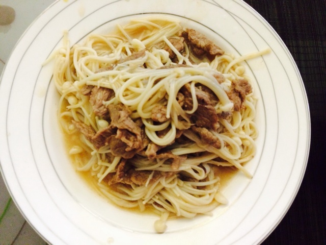牛肉金针菇