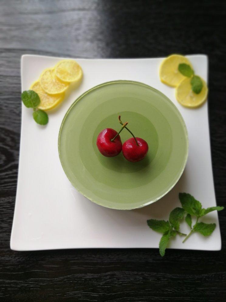 渐变抹茶慕斯蛋糕：我Amanda带着既美又作的抹茶甜点又来了！【曼食慢语】