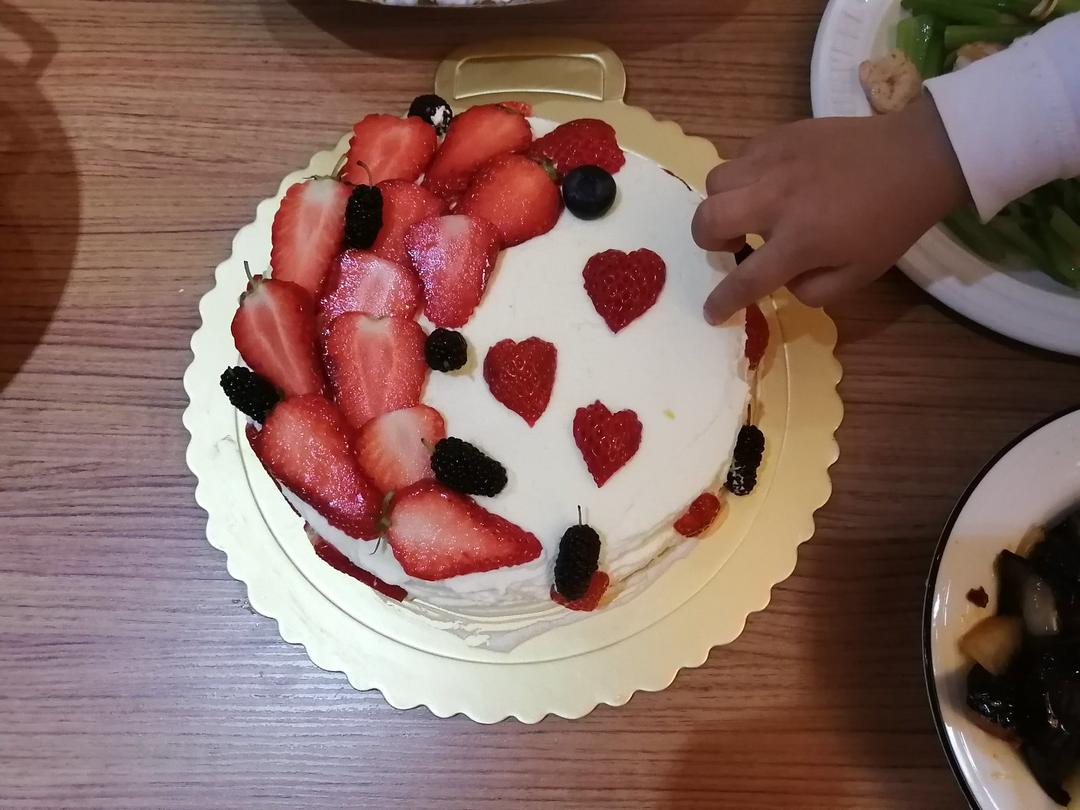 超级简单美腻的生日蛋糕，情人节蛋糕。解决各种抹面困难！