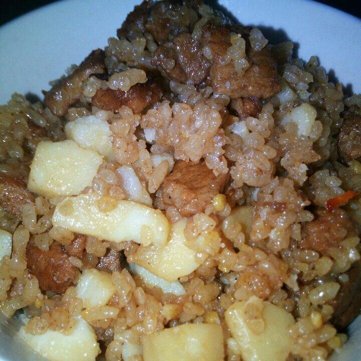 土豆焖饭（电饭锅版）