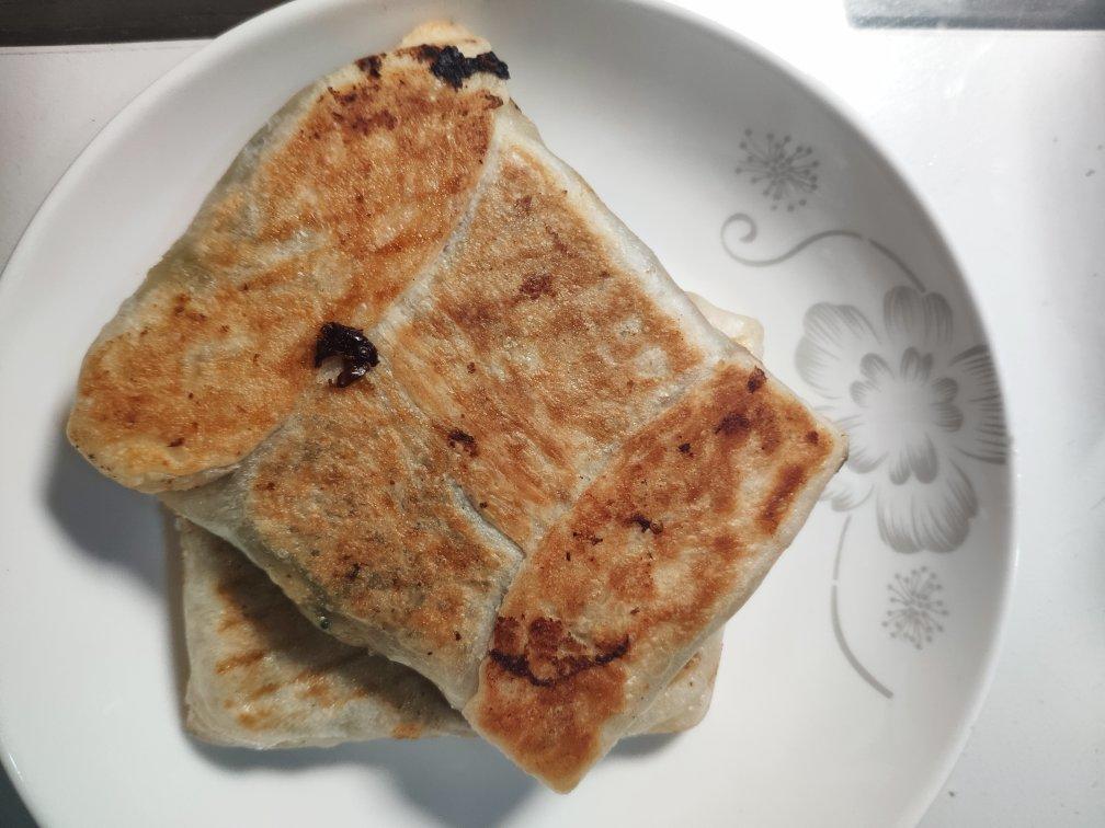 手抓饼版快速早餐馅饼（菠菜鸡蛋粉丝）