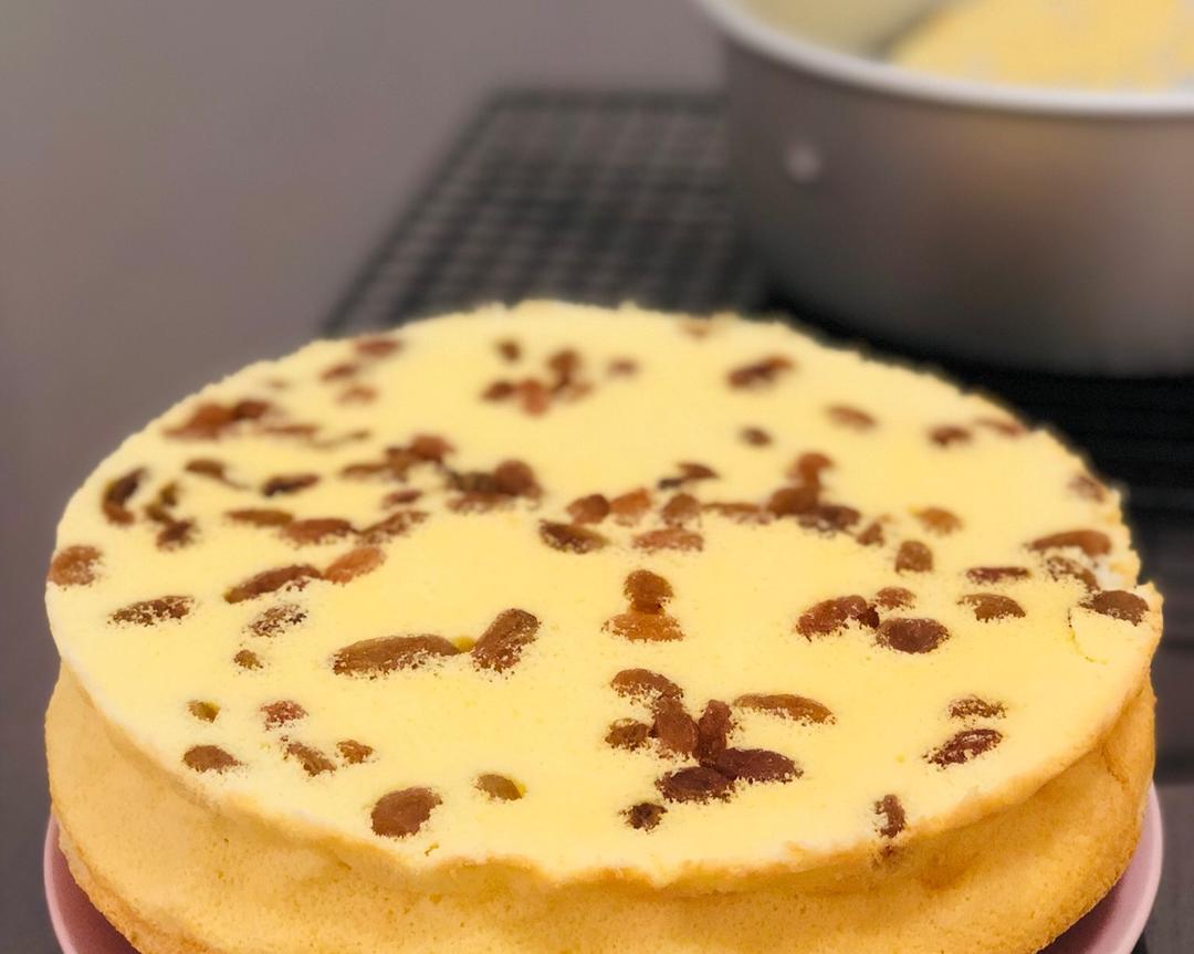 葡萄干戚风蛋糕8寸的做法