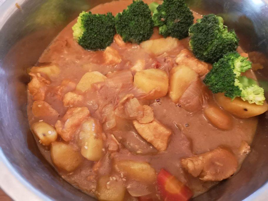 零失败日式咖喱鸡肉饭！！最正宗日本家庭做法！简单又好吃！