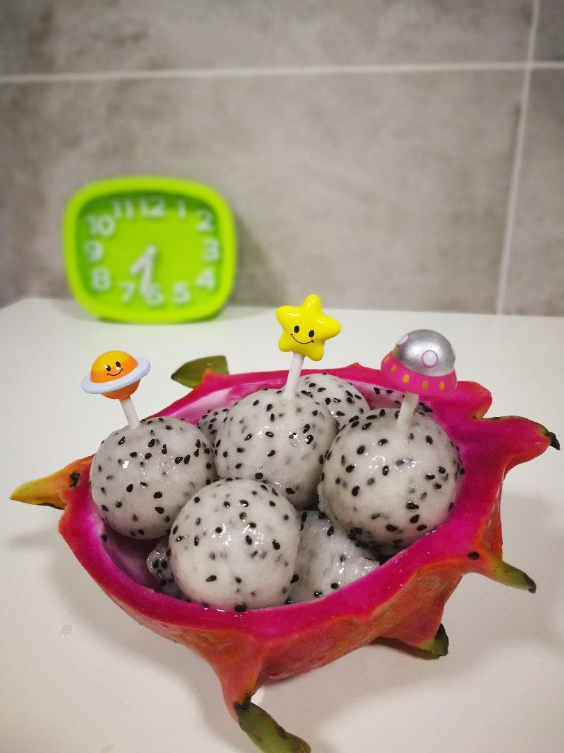 火龙果球的制作