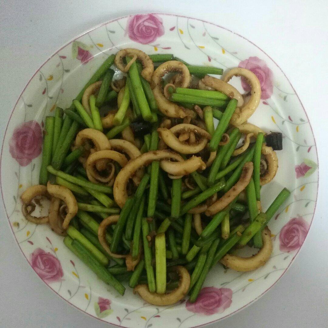 鱿鱼须炒蒜薹