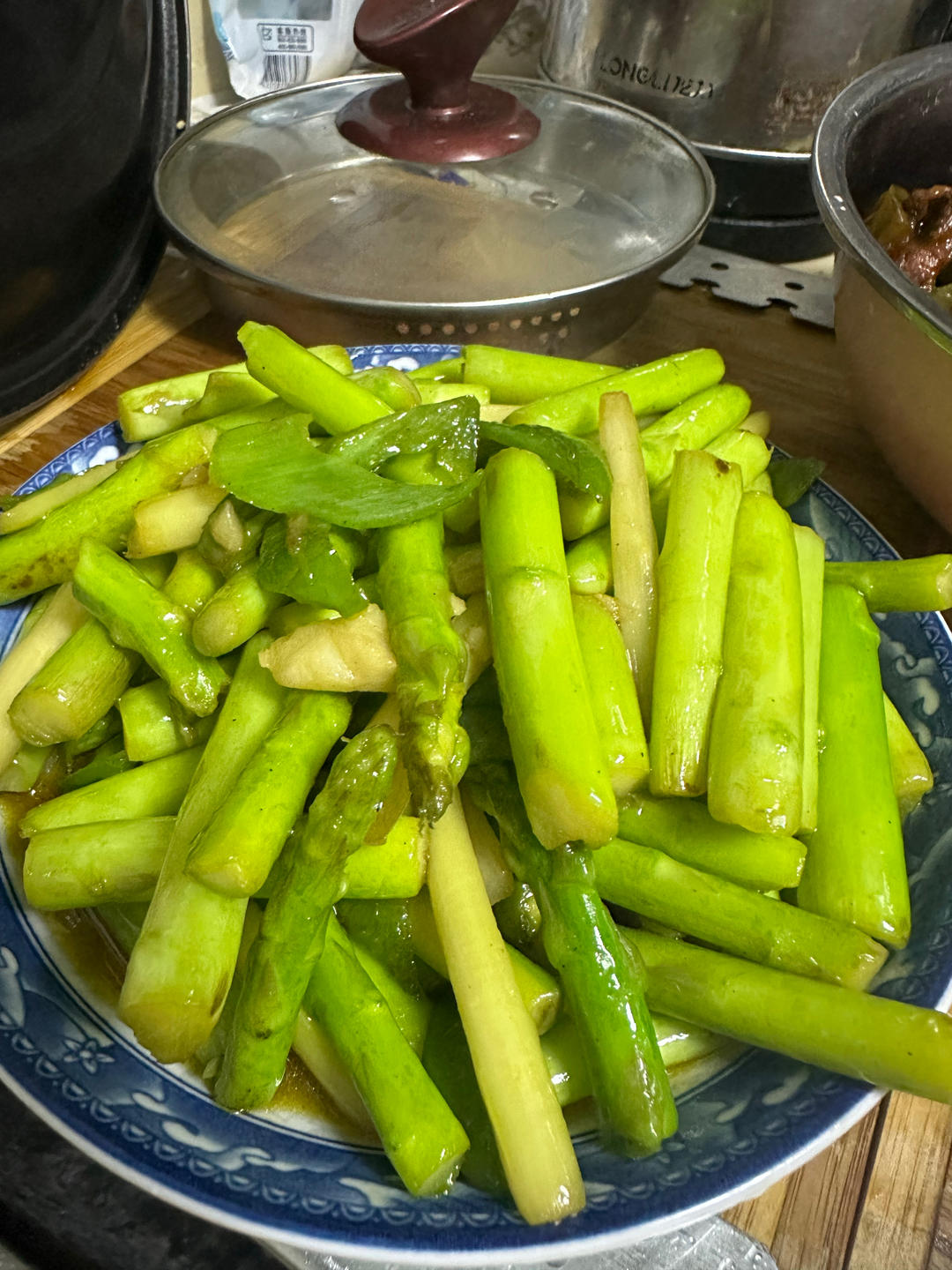 清炒芦笋（超级嫩！！！）