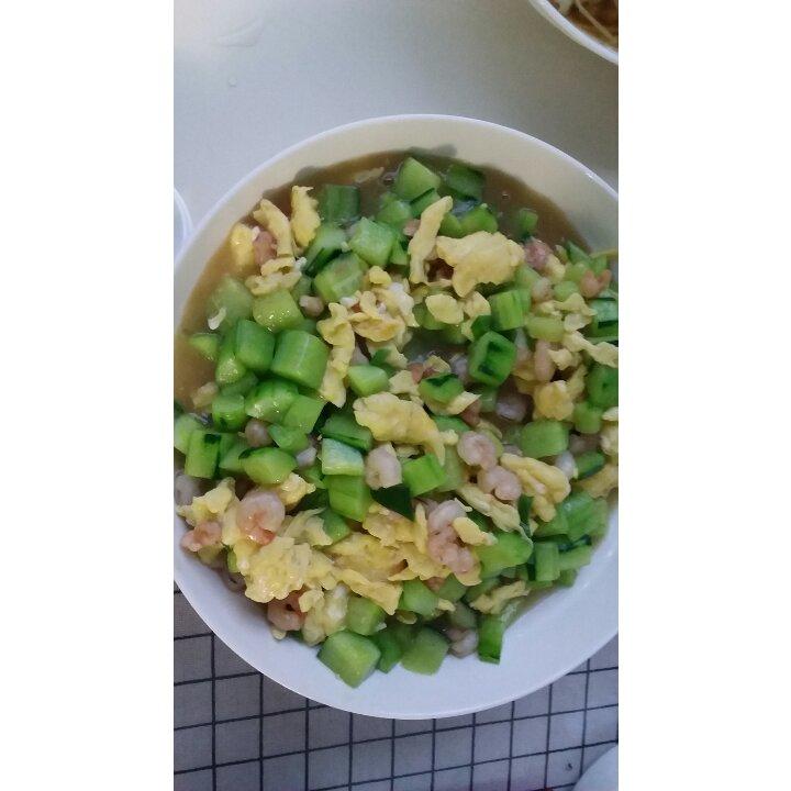 黄瓜鸡蛋炒虾仁