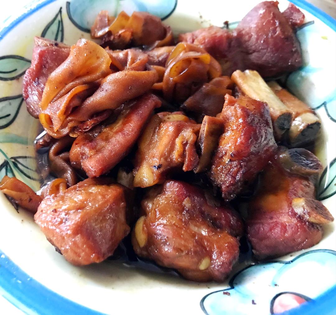 红烧排骨+百叶结
