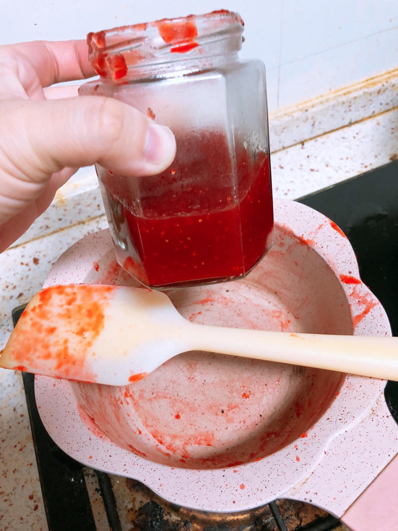 《Tinrry+》超经典的日式草莓奶油蛋糕 2.0版本（6寸配方）