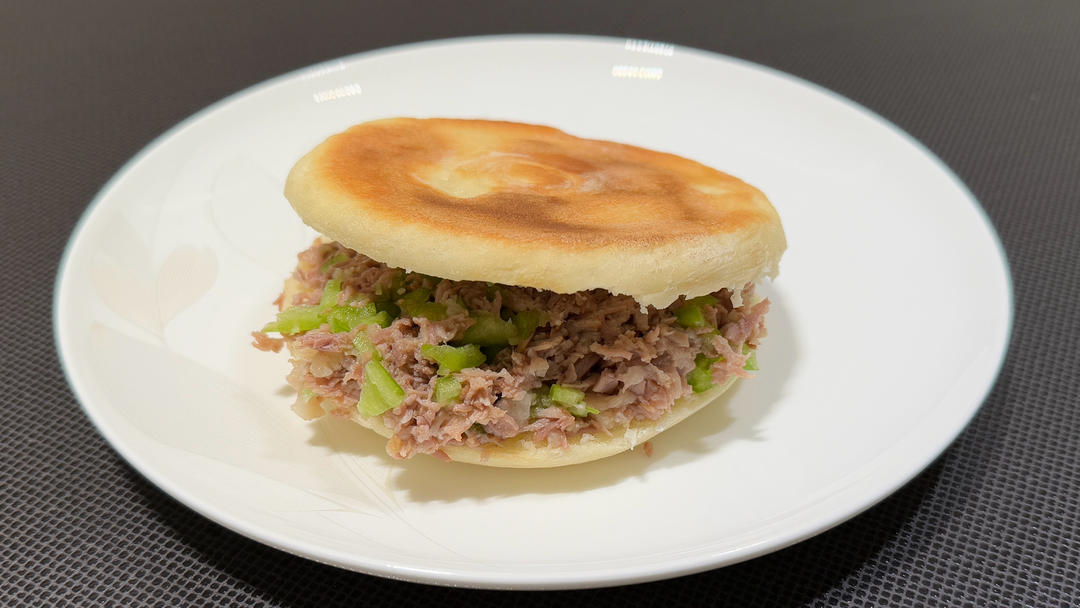 肉夹馍(白吉馍的制作)