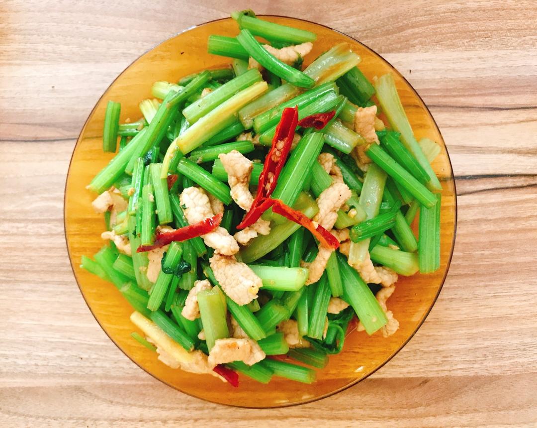 芹菜炒肉