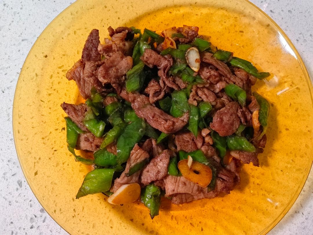 家常尖椒炒肉