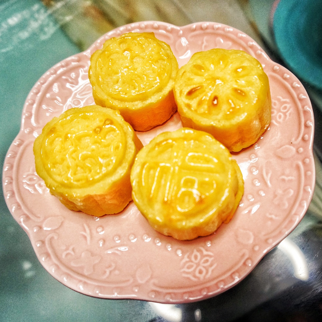 半岛酒店奶黄月饼——号称月饼界的劳斯莱斯