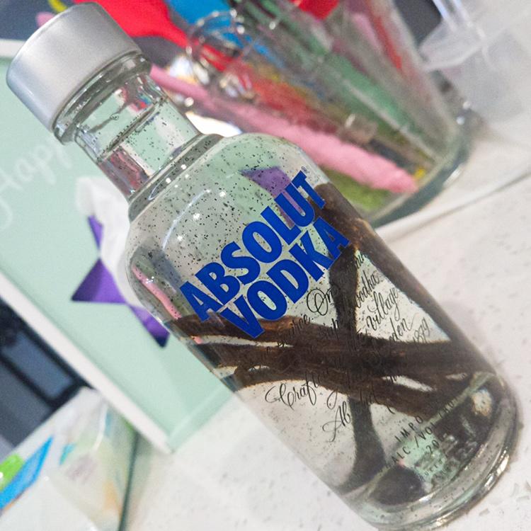 如何自制香草精 Homemade Vanilla Extract