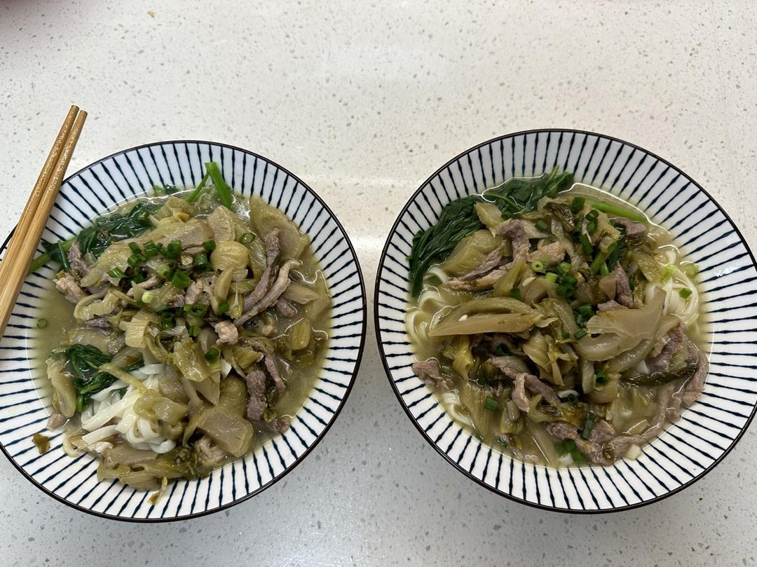 酸菜肉丝面