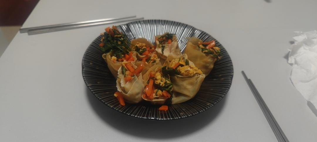 减脂餐“菠菜卷” 补充维生素C ，提高免疫力