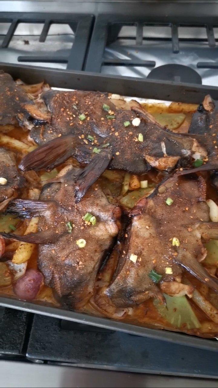 烧烤摊上的烤鱼  烤箱版烤鱼  干烤鱼