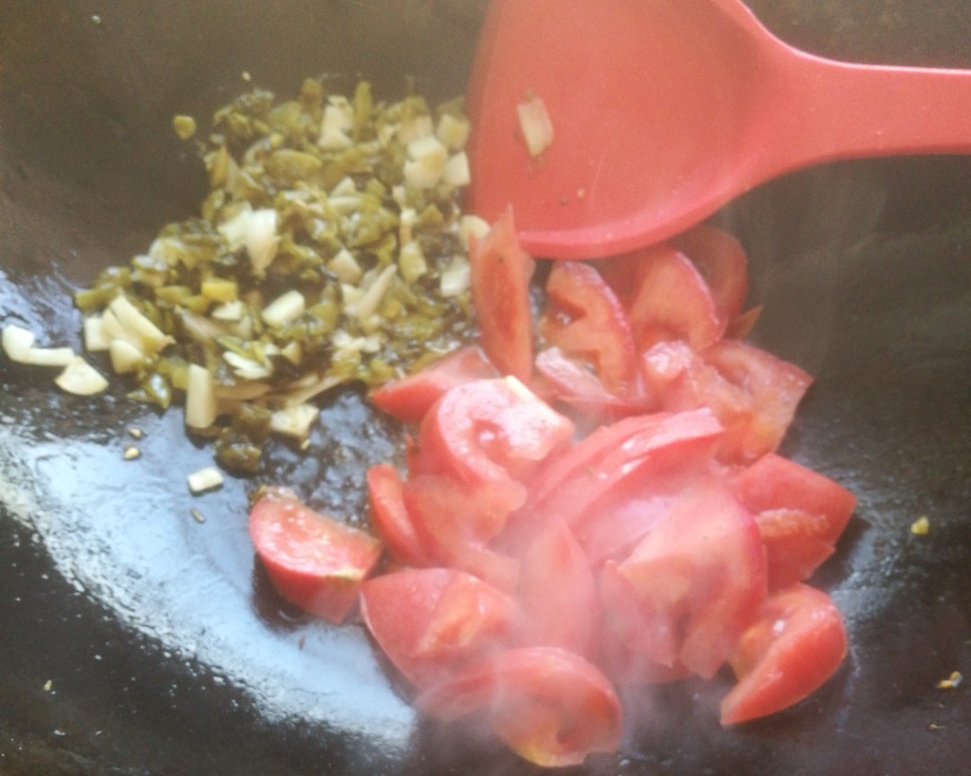 【冬日暖身】酸菜羊肉面片汤（视频详解）的做法 步骤17