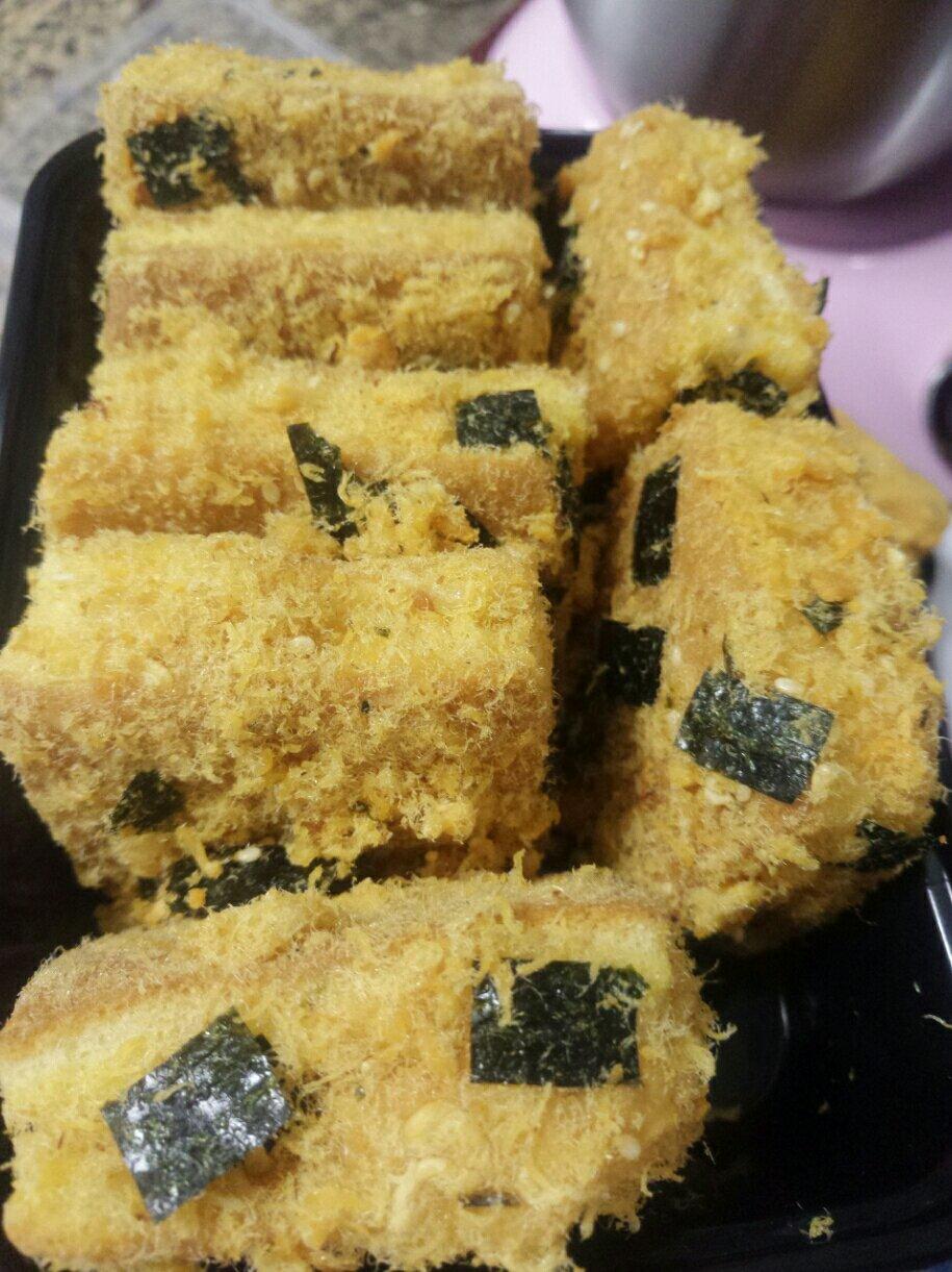 美味海苔肉松小贝