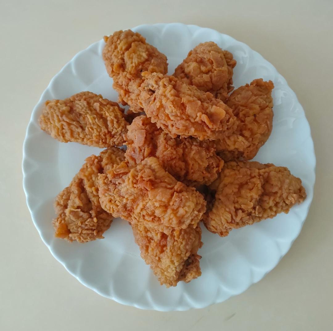 肯德基炸鸡翅（外酥里嫩又多汁）