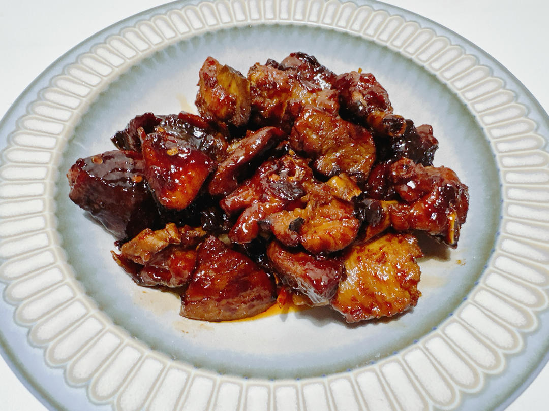 传统正宗的啤酒鸭配方和做法，鲜嫩香浓，只需炒千万不要焯水