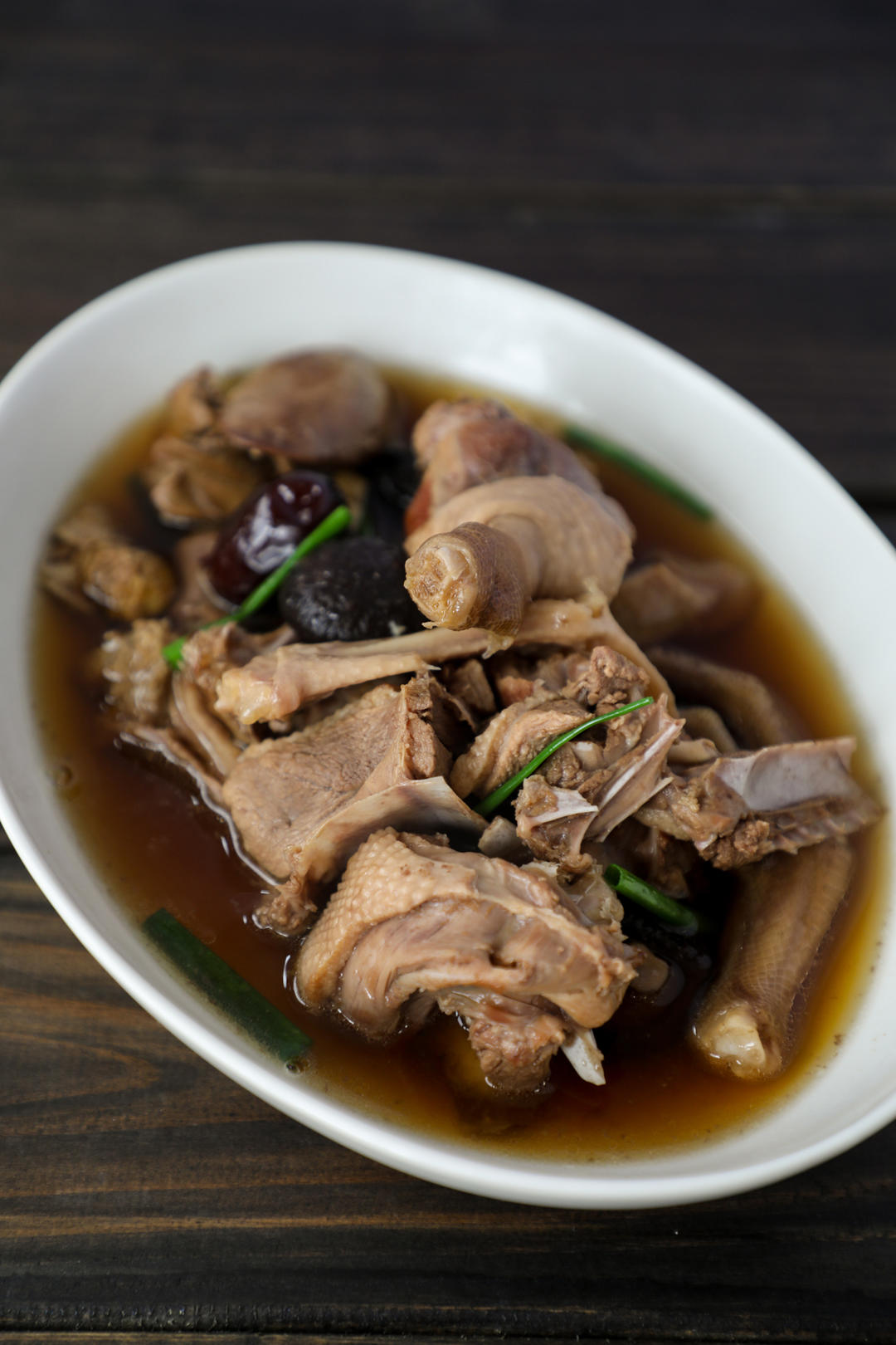 夏季炖老鸭汤最佳搭档_夏天炖老鸭汤放什么最好_炖老鸭夏天汤放好还是不放