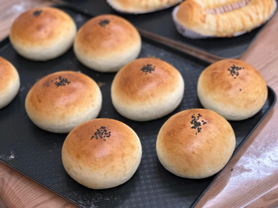 基础汉堡胚&鲜奶红豆包