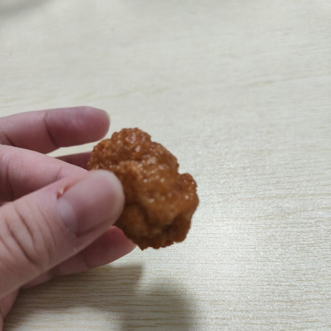 炸鸡肉丸子