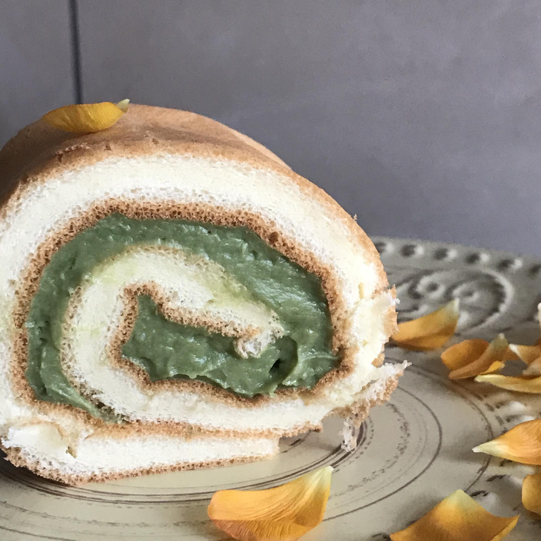 材料最简单的【低卡蛋糕卷】卡仕达戚风卷