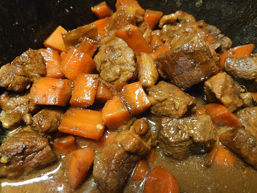 不焯水不放油的家常红烧肉