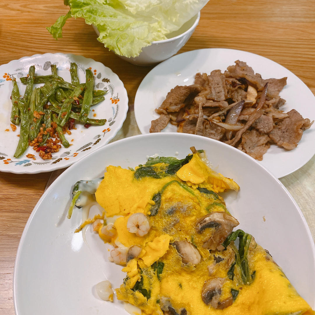 爆浆芝士虾仁菠菜口蘑蛋饼