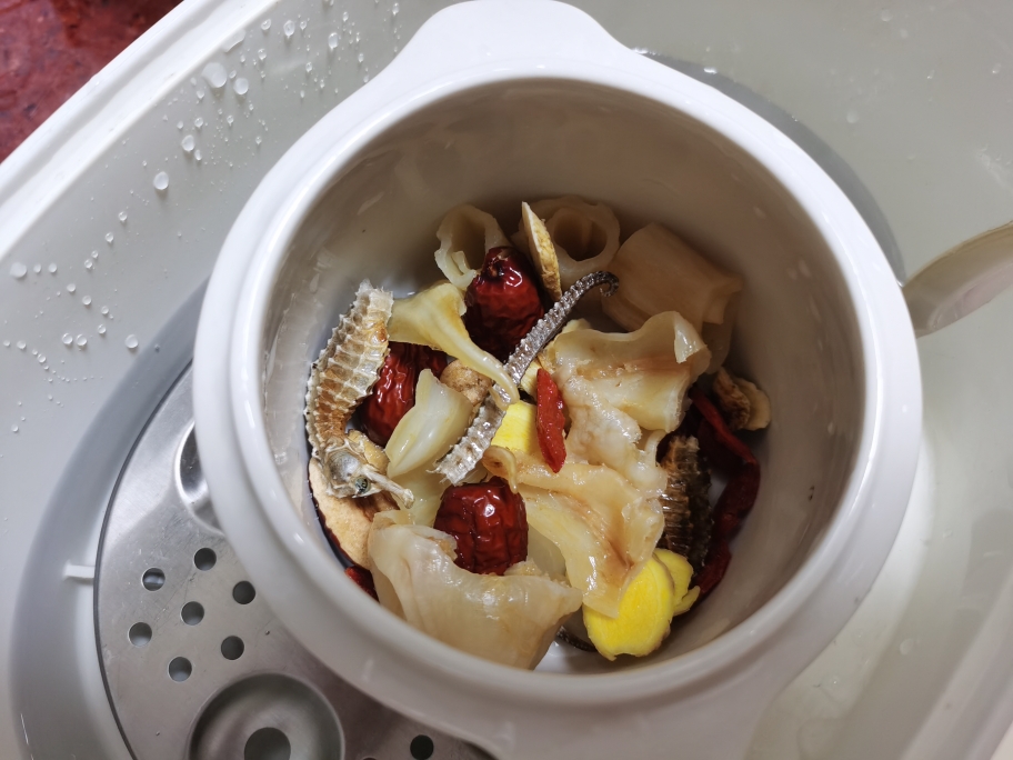 花胶海马黄芪汤的做法