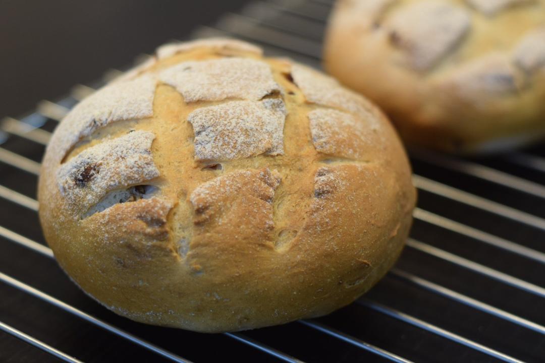 经典款全麦蔓越莓核桃面包