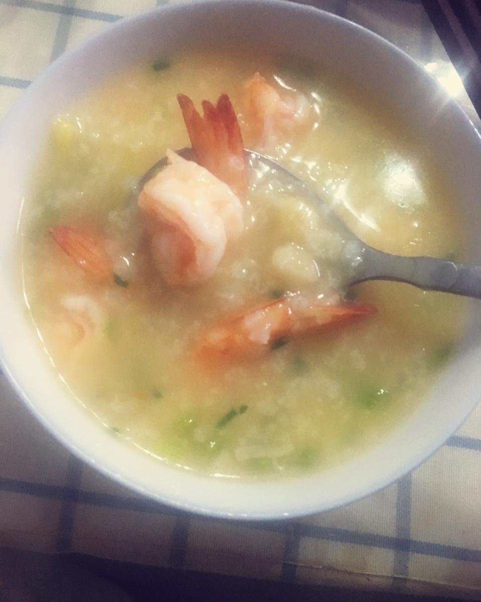 鲜虾砂锅粥