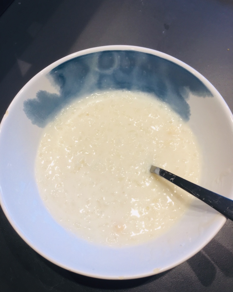 椰浆牛奶桃花羹（椰浆牛奶糯米粥）