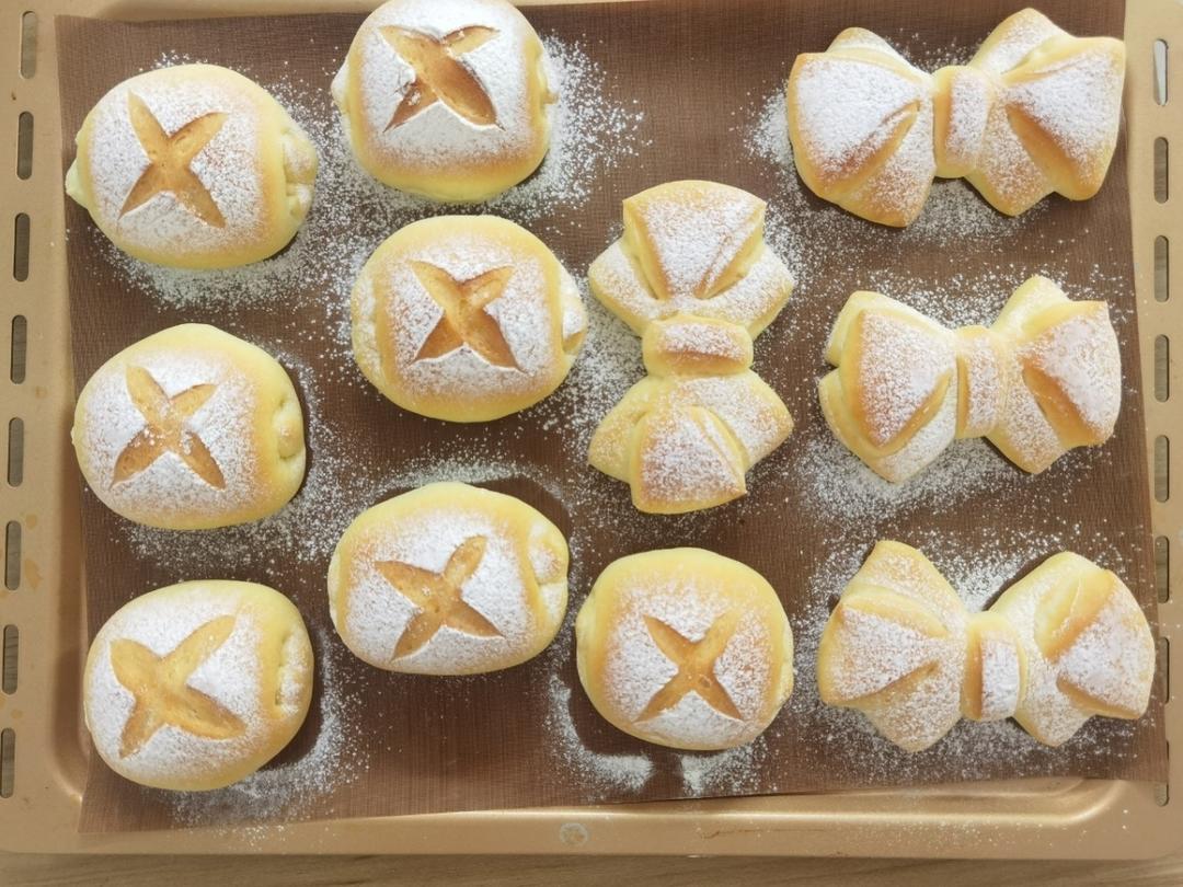 超软牛奶小面包