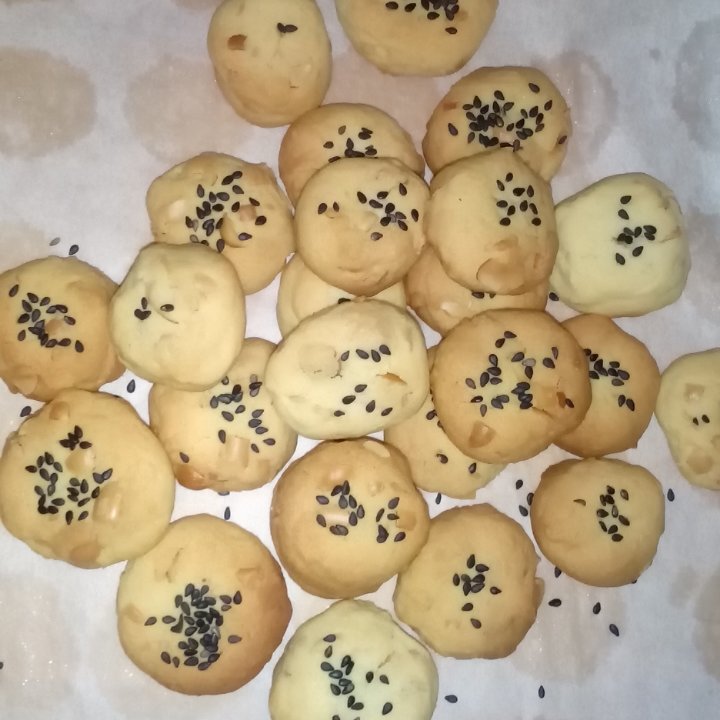 美味花生小小酥