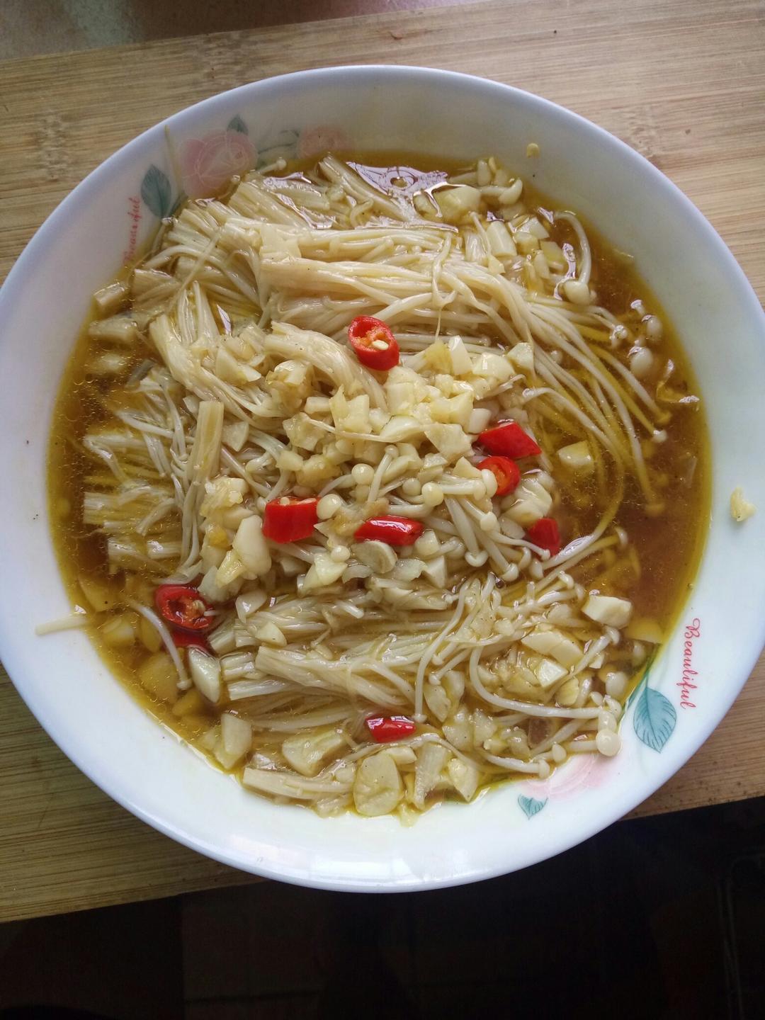 蒜蓉蒸金针菇