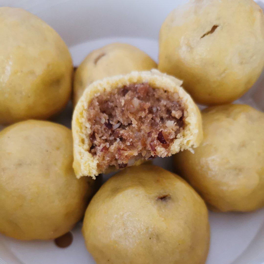 玉米面裹馅饽饽