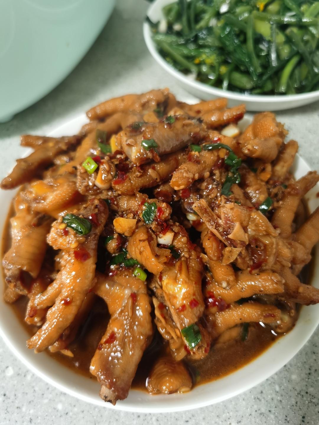 🔥好吃到连骨头都不放过的红烧鸡爪，软烂入味，特别好吃❗️