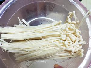韩式泡菜金针菇豆腐汤的做法 步骤4