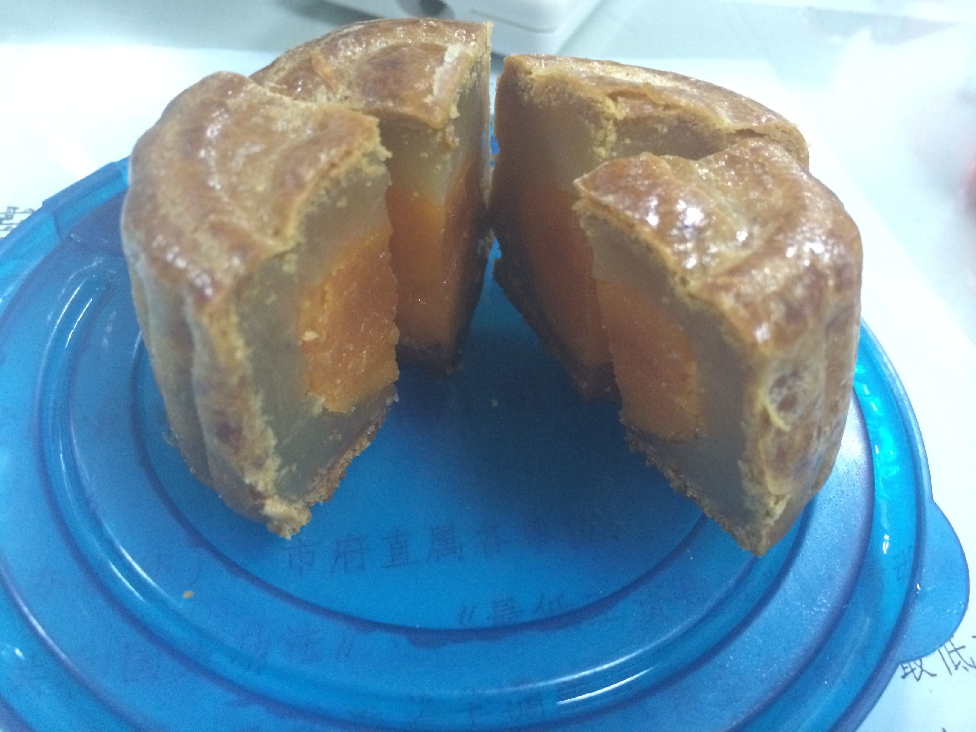 广式月饼——蛋黄莲蓉月饼