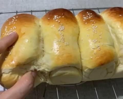 纯奶手撕吐司的做法 步骤1