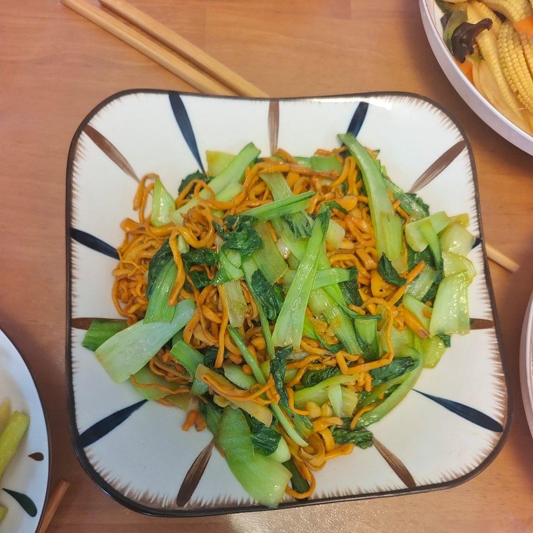 虫草花炒肉