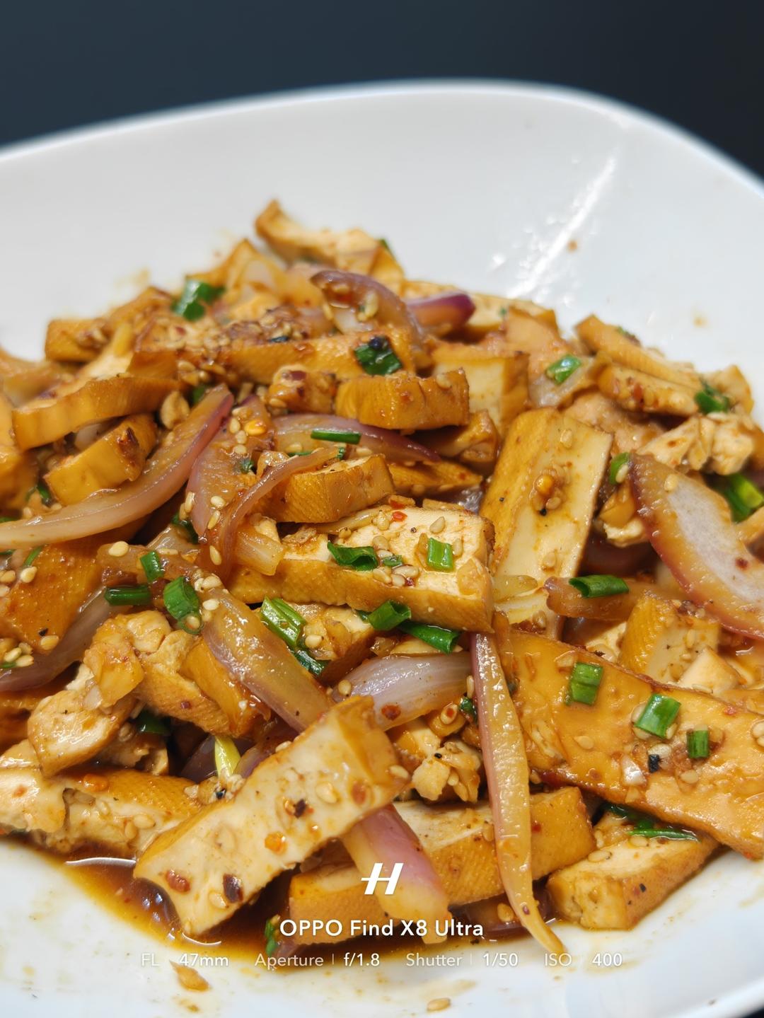 一吃就停不下来的～麻辣香干😋