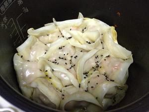 电饭煲版-煎饺的做法 步骤9