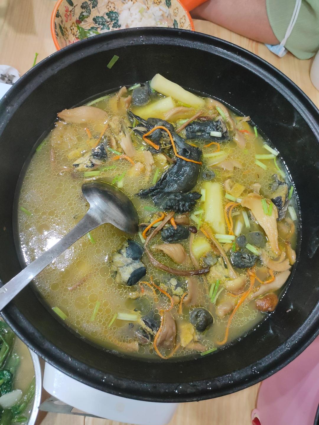 补血补气乌鸡汤