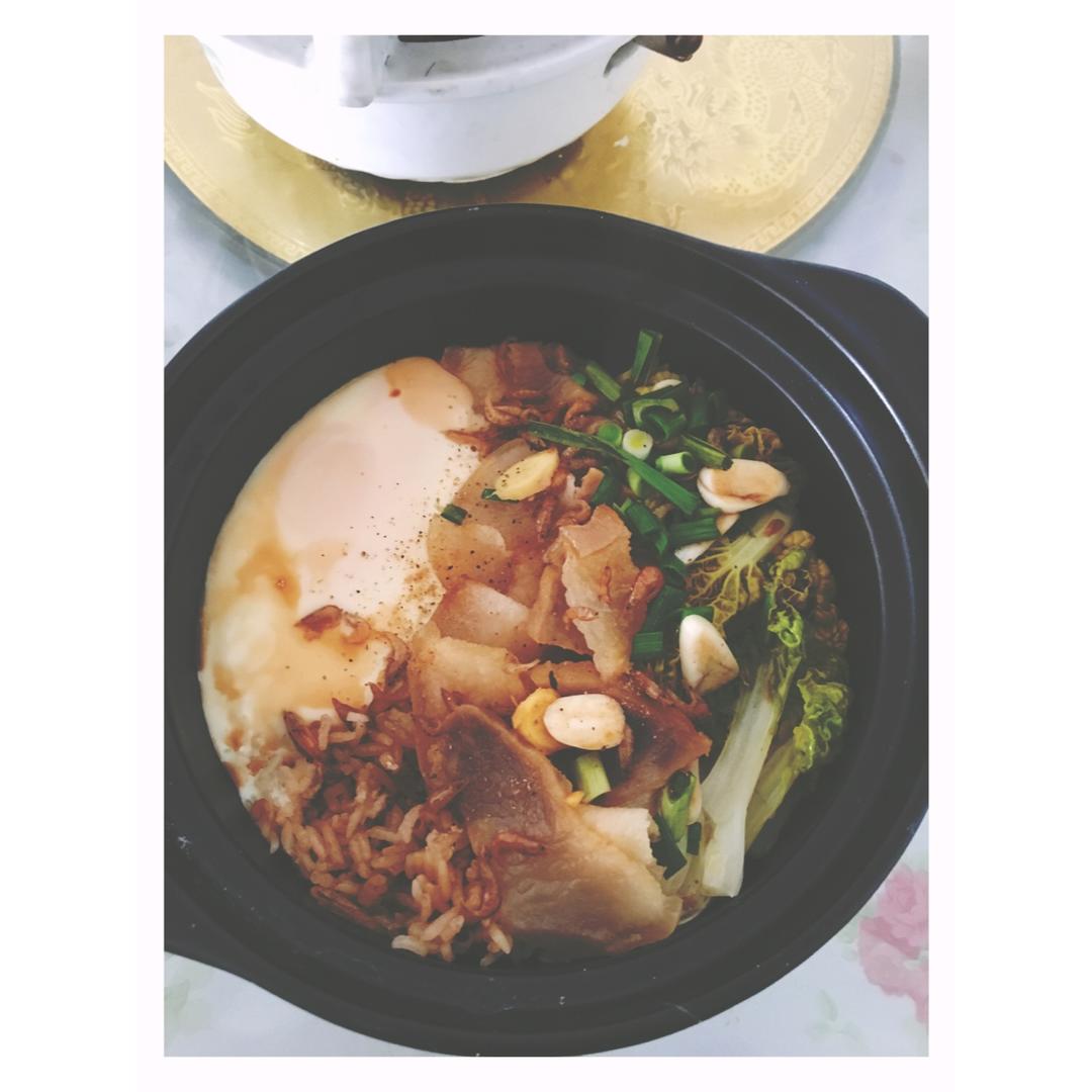 香肠煲仔饭