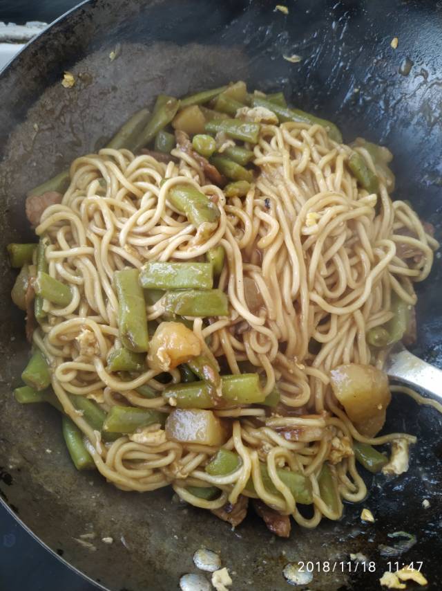豆角焖面